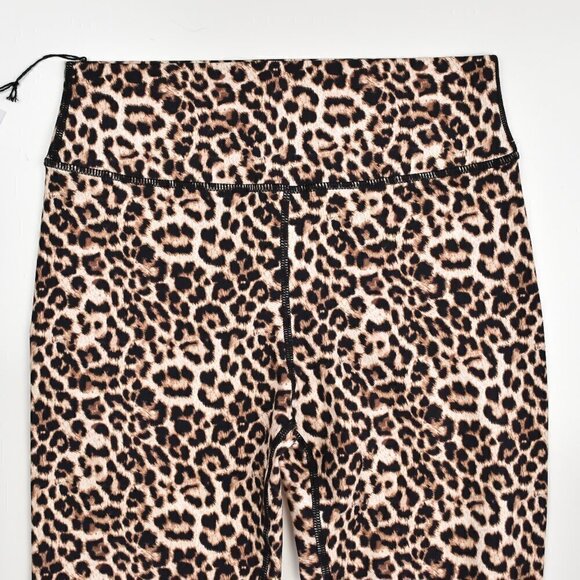 ZYIA Active Leopard Brilliant Scrunchy What Hi Rise 7/8 Legging NEW 6-8 - Picture 4 of 6